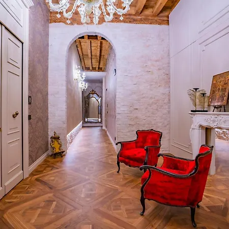 Corte Rubbi 9 Canal View -dimora Italia - *